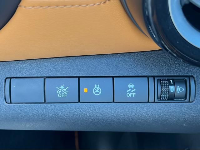 Nissan KICKS 2021-04 185037-20
