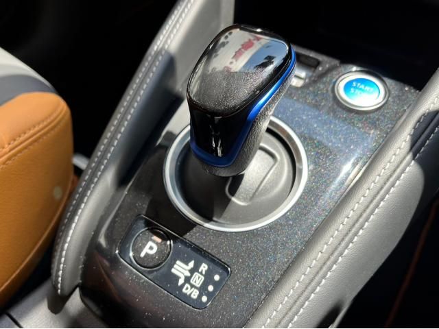 Nissan KICKS 2021-04 185037-16