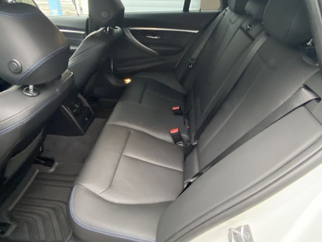 Bmw 3 SERIES 2018-11 10365-10