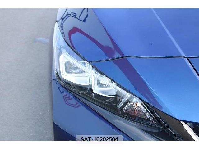 Nissan LEAF 2019-09 352780-9