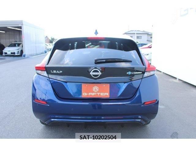 Nissan LEAF 2019-09 352780-7