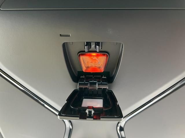 Bmw 3 SERIES 2019-09 20689-23