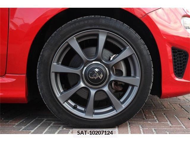Abarth 595 2017-06 221132-15