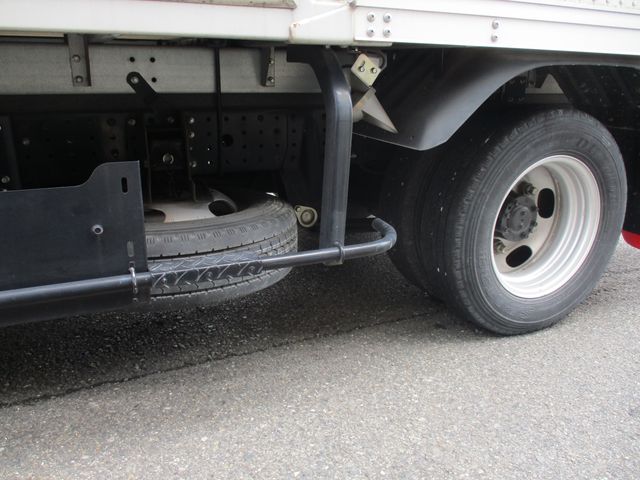 Mitsubishi CANTER 2016-06 15527-9