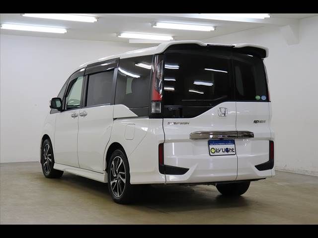 Honda e 2016-03 4742-19