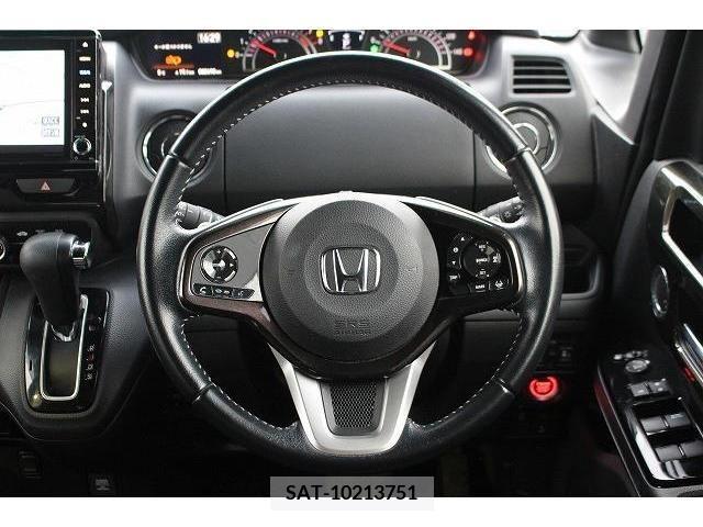 Honda N BOX CUSTOM 2018-09 215797-13