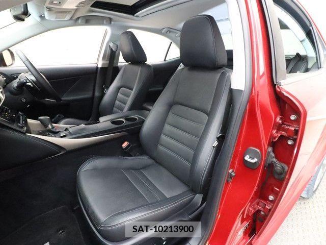 Lexus IS 2013-05 276027-5