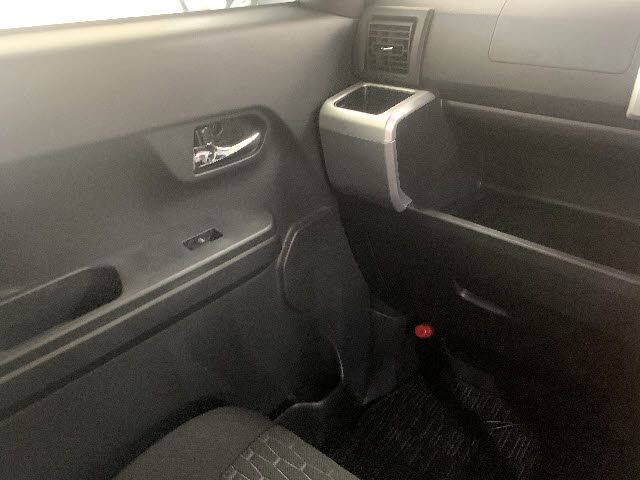 Daihatsu WAKE 2015-02 13091-16