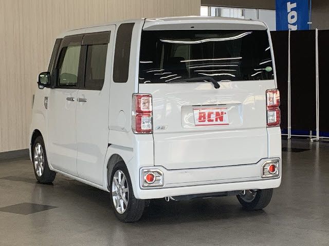 Daihatsu WAKE 2015-02 13091-8