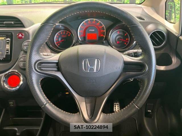 Honda FIT 2012-04 345629-11