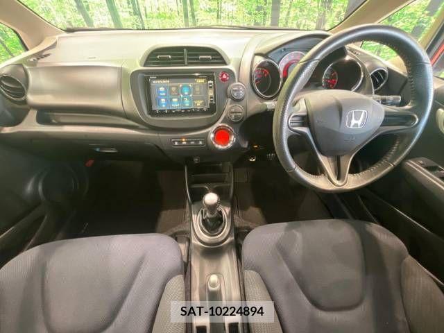 Honda FIT 2012-04 345629-1