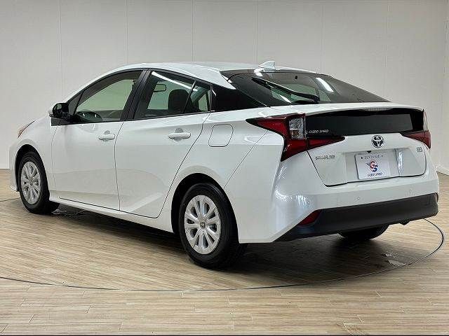 Toyota PRIUS 2016-07 20594-13