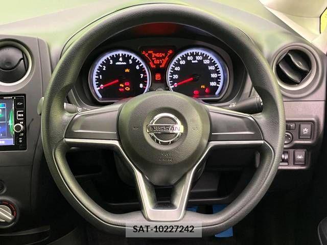 Nissan NOTE 2017-05 342466-11