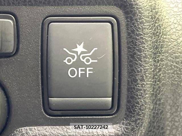 Nissan NOTE 2017-05 342466-4