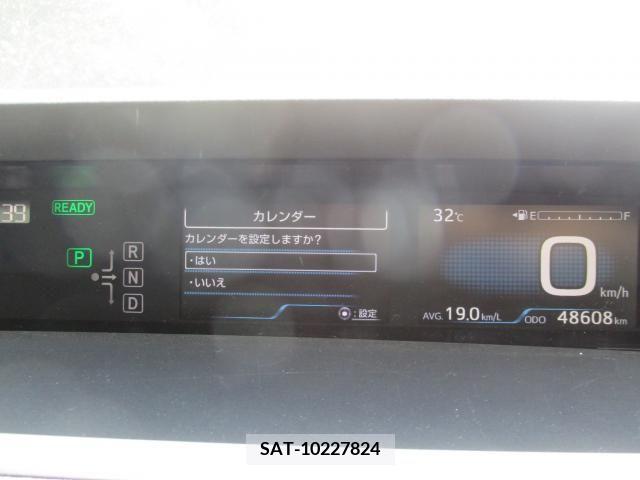 Toyota PRIUS 2018-01 328884-6