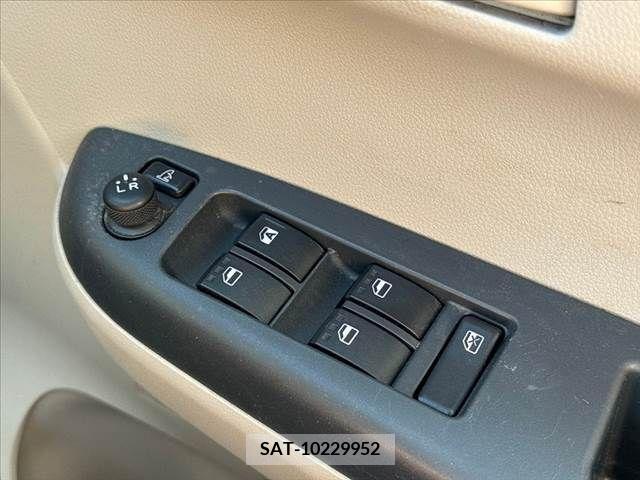 Toyota PASSO 2016-07 348601-22