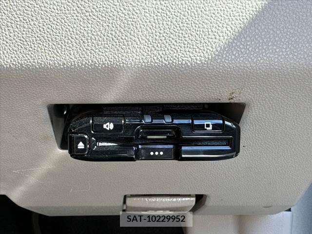 Toyota PASSO 2016-07 348601-5