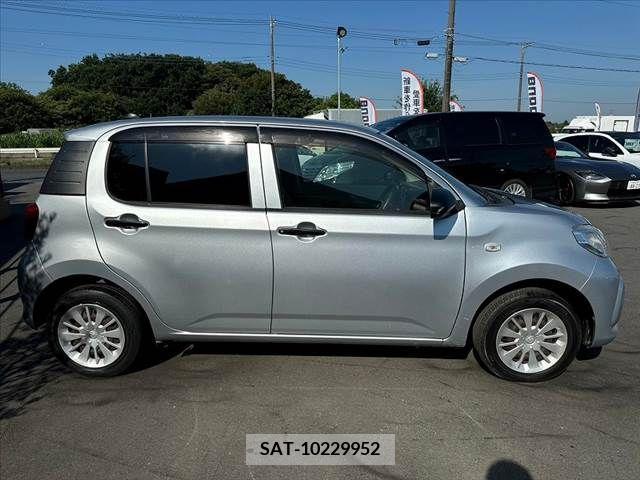 Toyota PASSO 2016-07 348601-11