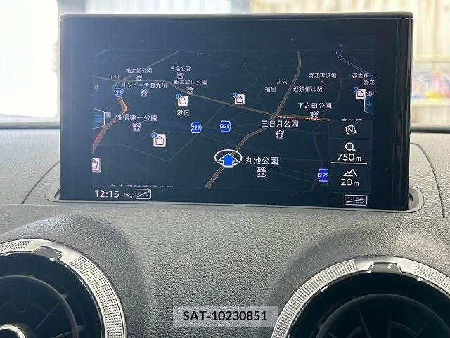 Audi A3 2017-10 317817-2