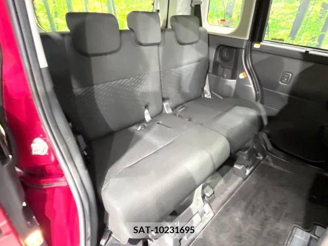 Toyota TANK 2019-03 369225-9