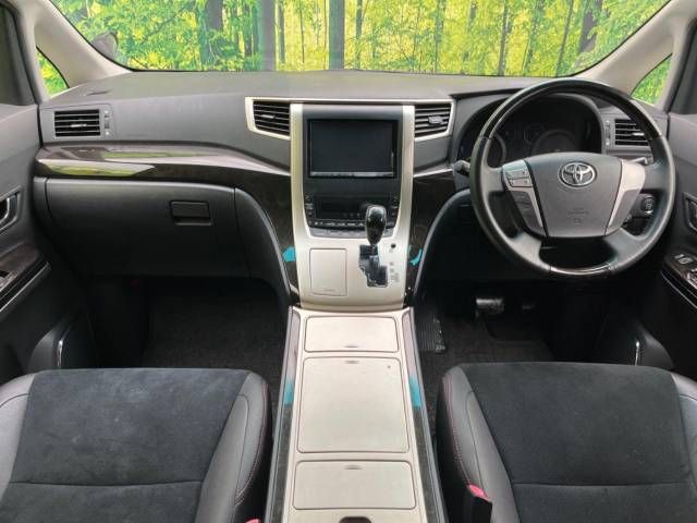 Toyota VELLFIRE 2012-10 194867-1