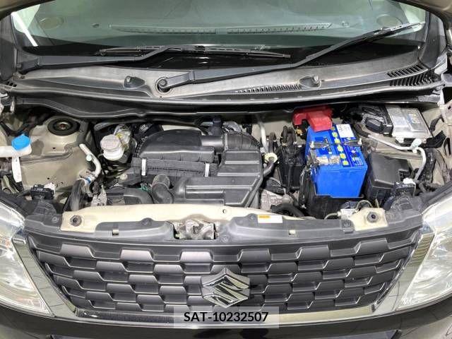 Suzuki WAGON R 2016-10 372883-18
