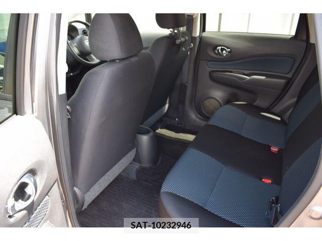 Nissan NOTE 2014-02 373072-7