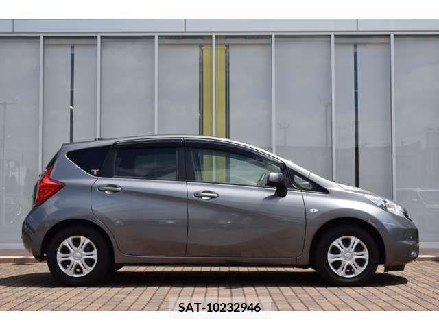 Nissan NOTE 2014-02 373072-1