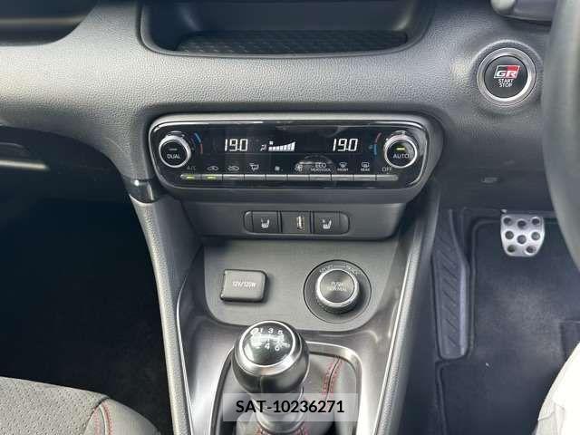 Toyota YARIS 2020-11 360777-16