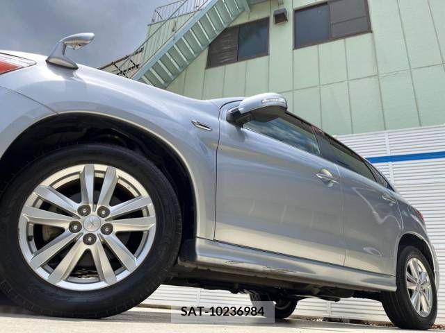 Mitsubishi RVR 2010-04 324456-15