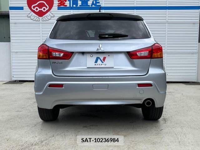 Mitsubishi RVR 2010-04 324456-14