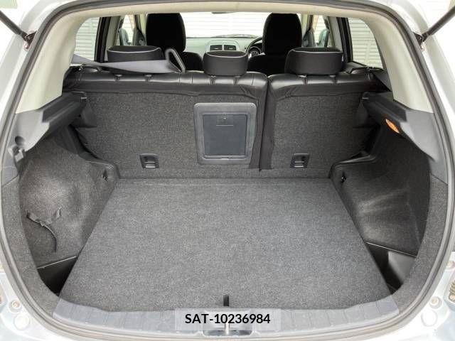 Mitsubishi RVR 2010-04 324456-11