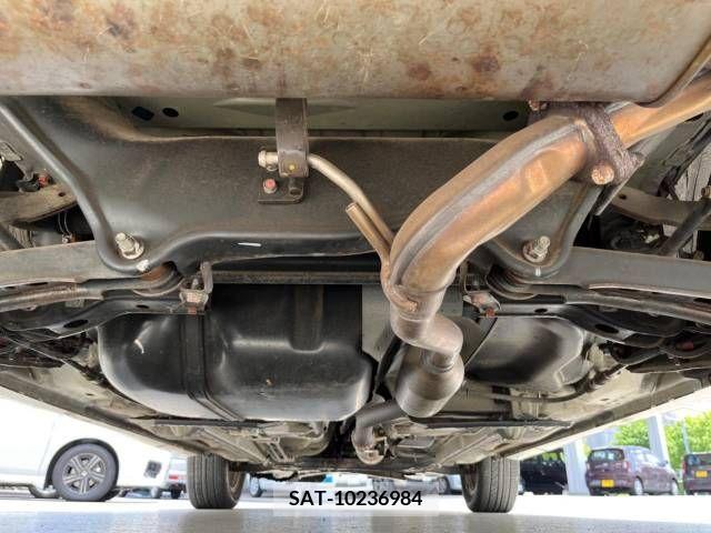 Mitsubishi RVR 2010-04 324456-18