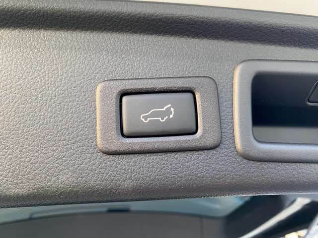 Subaru FORESTER 2017-08 192404-17