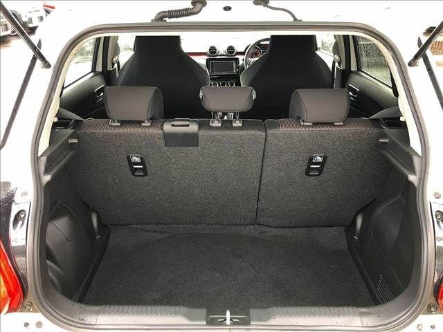 Suzuki SWIFT 2021-06 196004-5