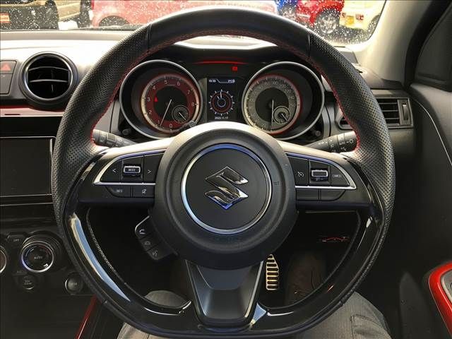 Suzuki SWIFT 2021-06 196004-12