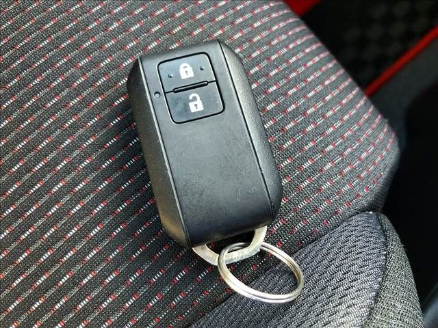 Suzuki SWIFT 2021-06 196004-18
