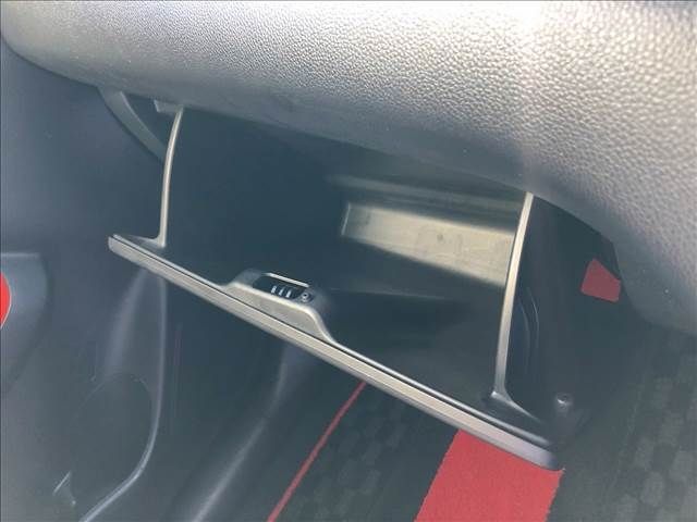 Suzuki SWIFT 2021-06 196004-24