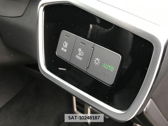 Audi A6 2021-04 377158-26