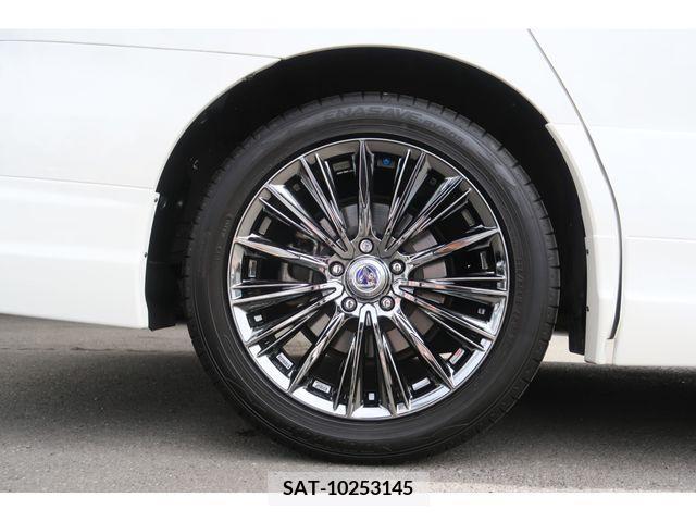 Toyota ESTIMA 2010-11 396489-29