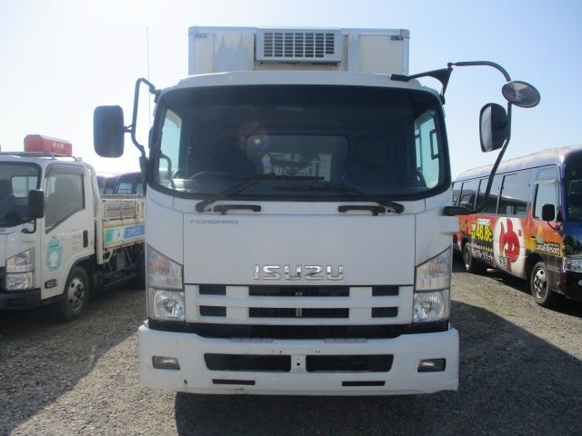 Isuzu FORWARD 2014-07 1382-5