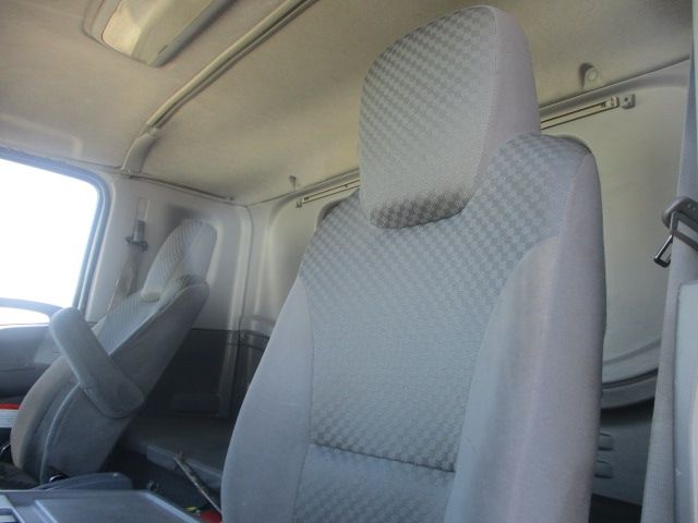 Isuzu FORWARD 2014-07 1382-23