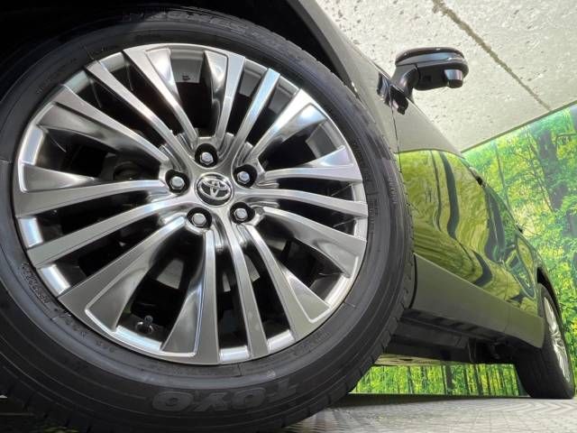 Toyota HARRIER 2021-02 28124-13