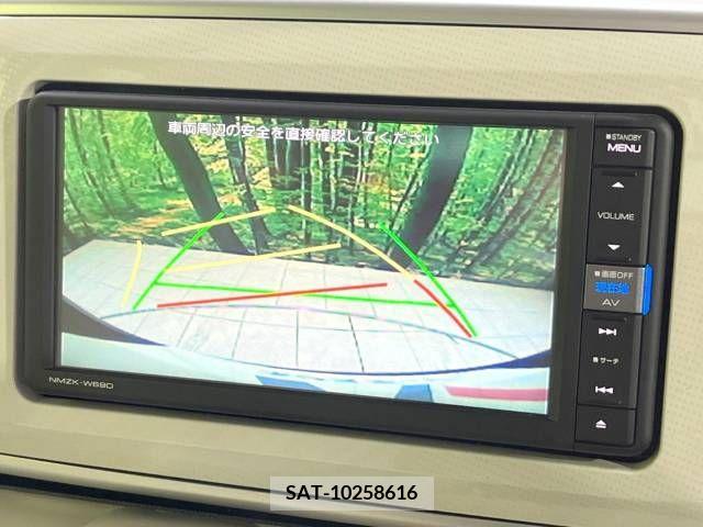 Daihatsu MOVE 2019-03 215821-5