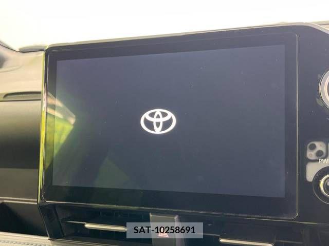 Toyota VOXY 2023-04 370519-2