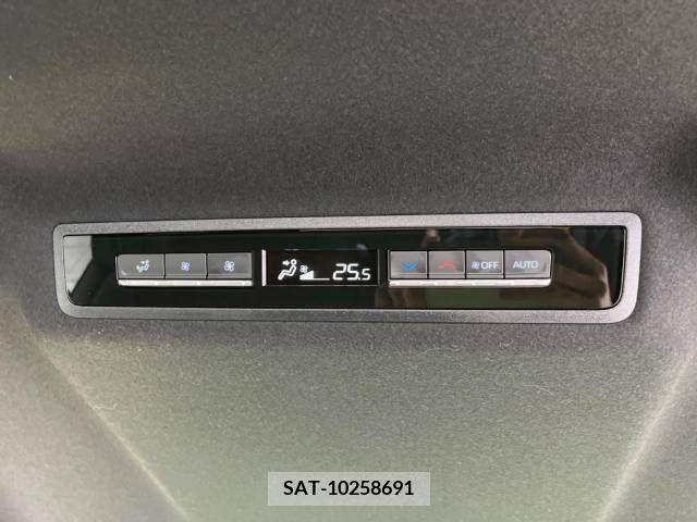 Toyota VOXY 2023-04 370519-8