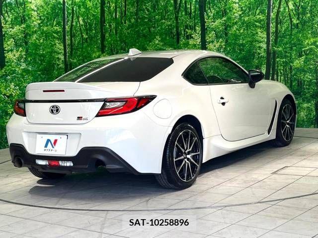 Toyota 86 2023-01 270767-17