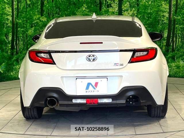 Toyota 86 2023-01 270767-15