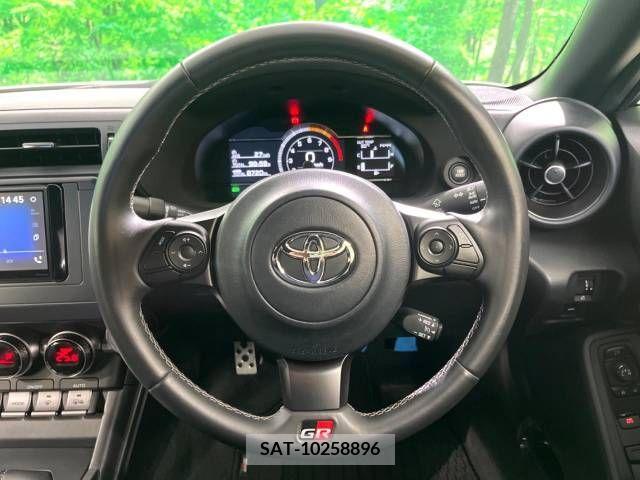 Toyota 86 2023-01 270767-11