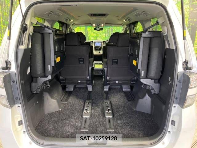 Toyota VELLFIRE 2014-06 384288-11